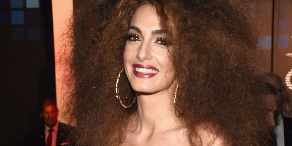 Amal Clooney's outfit wint Halloween nu al