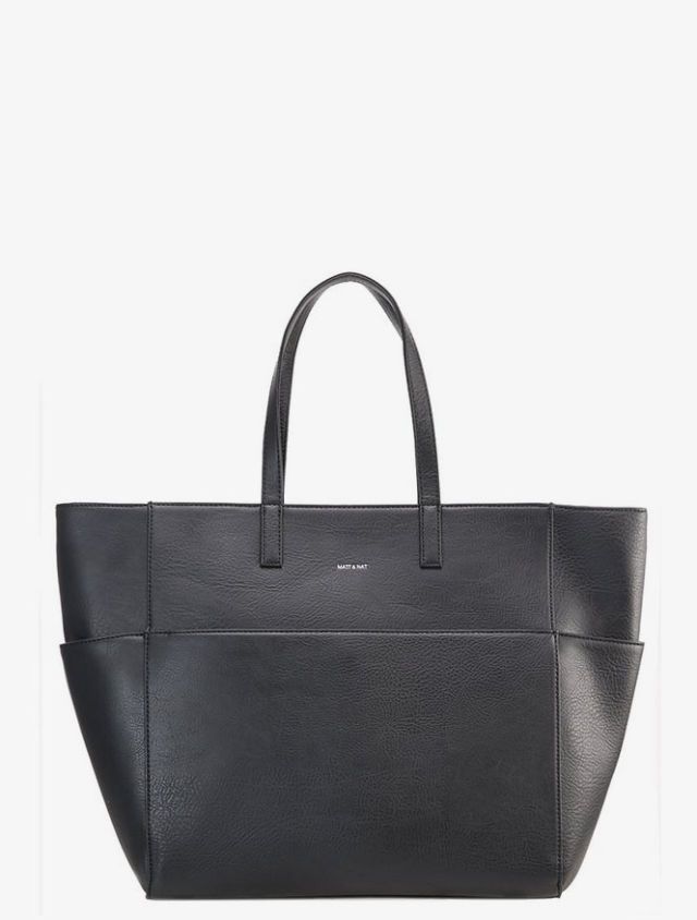 Handbag, Bag, Black, Tote bag, Leather, Fashion accessory, Product, Luggage and bags, Material property, Shoulder bag, 