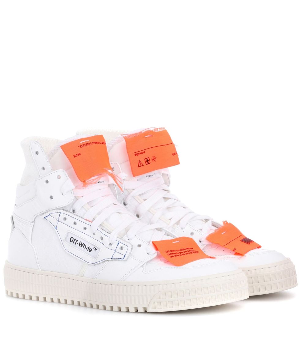 <p>Off-White - <a href="http://rstyle.me/~aaTtd" target="_blank" data-tracking-id="recirc-text-link">€ 489</a></p>