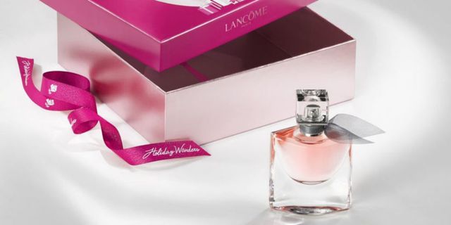 Perfume, Pink, Cosmetics, Product, Box, Bottle, Material property, Liquid, Font, Magenta, 