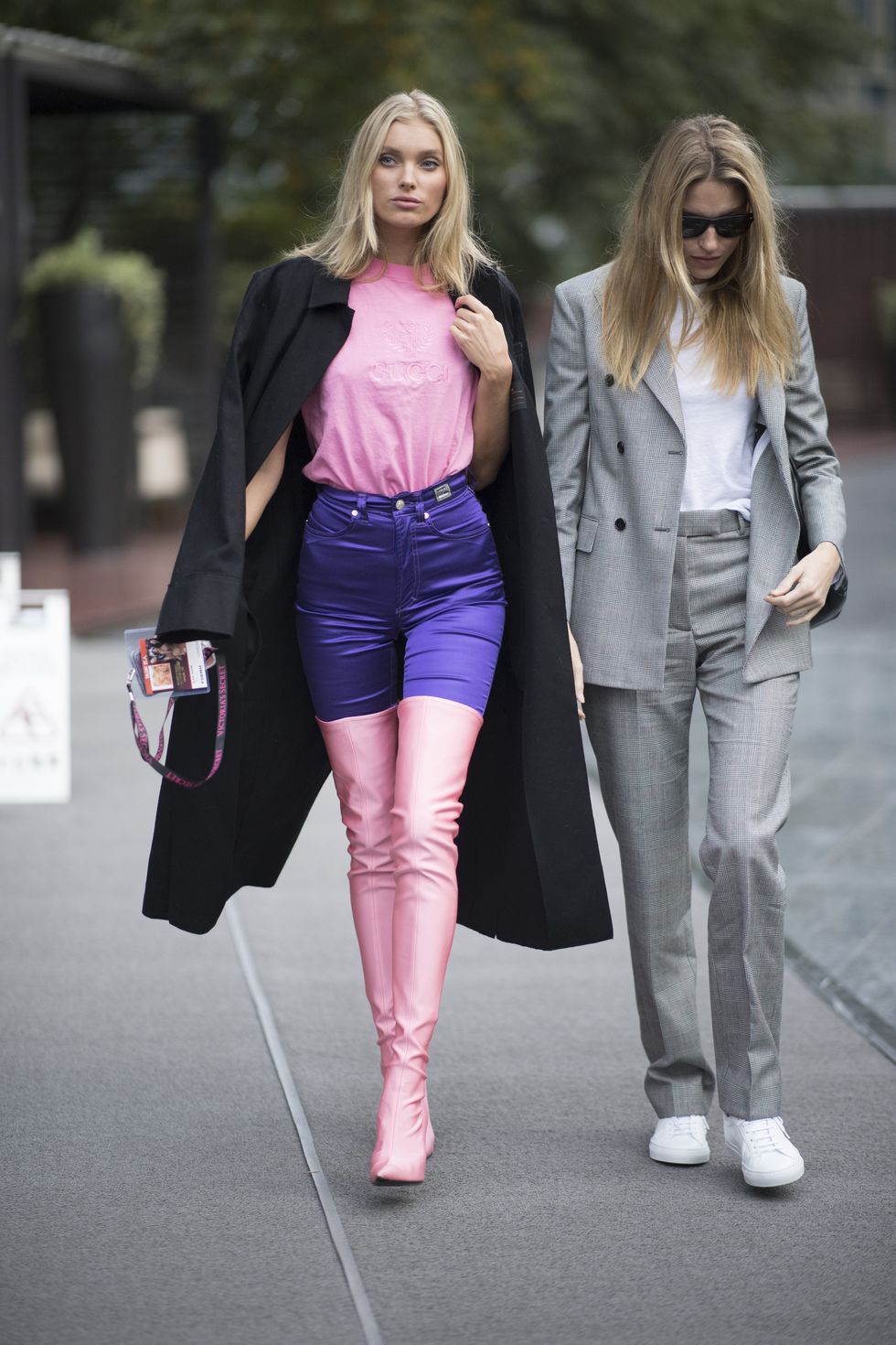 Fashion, Clothing, Pink, Fashion model, Street fashion, Leg, Jeans, Footwear, Blond, Outerwear, 