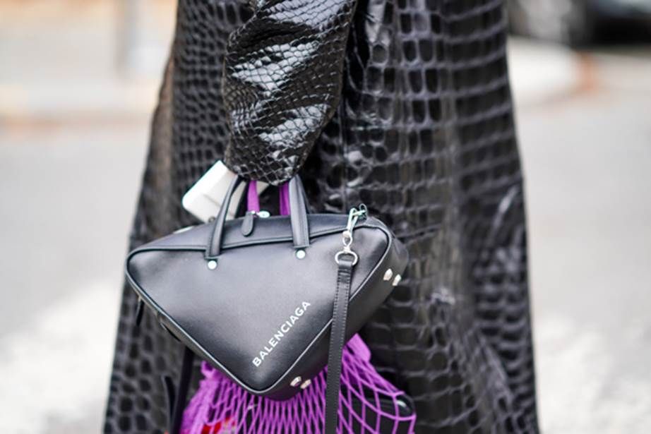 Black, Pink, Street fashion, Fashion, Handbag, Magenta, Bag, Purple, Leather, Design, 