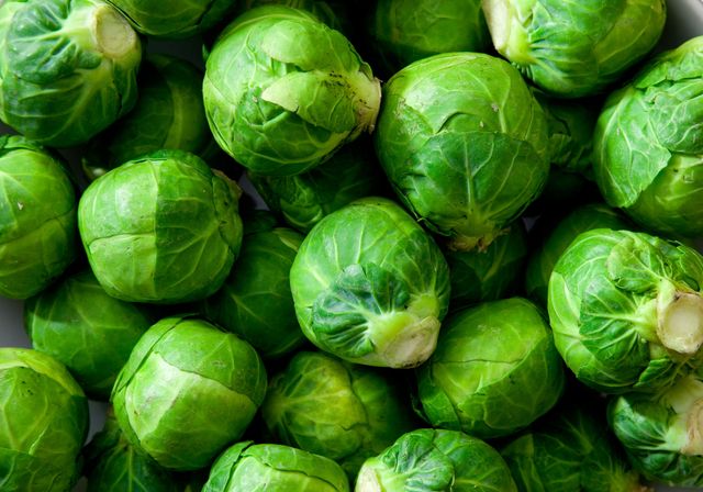 Vegetable, Leaf vegetable, Brussels sprout, Cruciferous vegetables, Local food, Food, Natural foods, Plant, wild cabbage, Produce, 