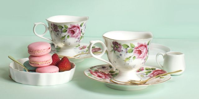 Cup, Teacup, Porcelain, Saucer, Cup, Serveware, Tableware, Coffee cup, Ceramic, Drinkware, 