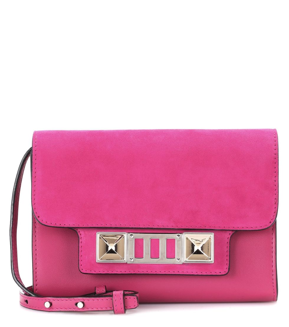Handbag, Bag, Pink, Magenta, Fashion accessory, Purple, Leather, Shoulder bag, Material property, Wristlet, 