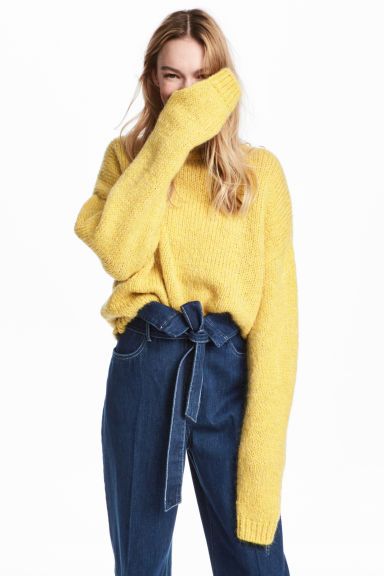Clothing, Yellow, Outerwear, Neck, Sleeve, Shoulder, Jeans, Sweater, Denim, Blouse, 