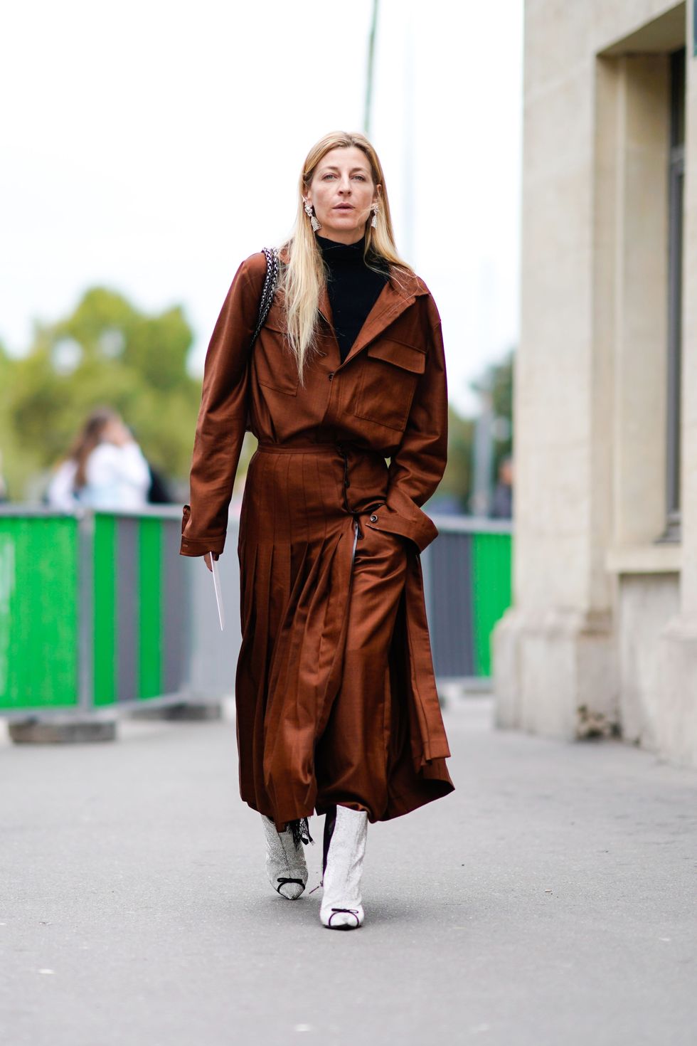 Fashion, Clothing, Street fashion, Outerwear, Brown, Coat, Footwear, Overcoat, Monk, Trench coat, 