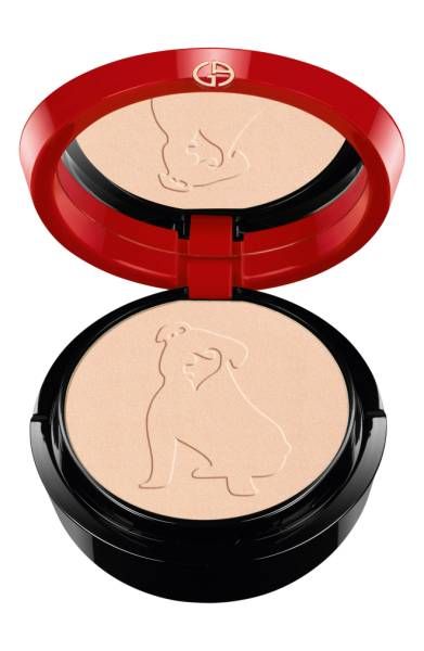 <p>€65,-&nbsp;via <a href="https://shop.nordstrom.com/s/giorgio-armani-chinese-new-year-highlighting-palette-limited-edition/4836602?origin=keywordsearch&amp;keyword=chinese+new+year" data-tracking-id="recirc-text-link">nordstrom.com</a></p>