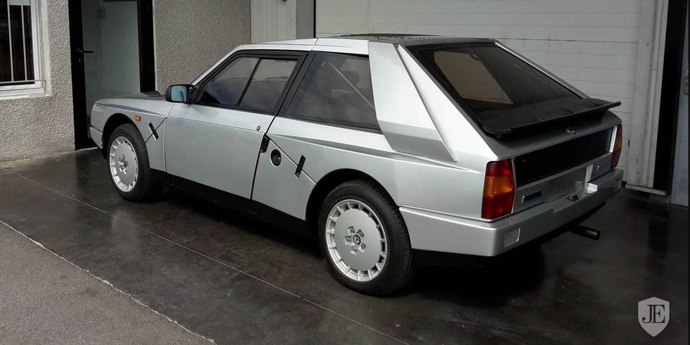 Land vehicle, Vehicle, Car, Classic car, Sedan, Coupé, Lancia delta s4, Family car, Sports car, 