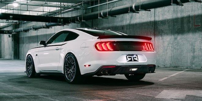 Land vehicle, Vehicle, Car, Automotive design, Motor vehicle, Muscle car, Performance car, Shelby mustang, Personal luxury car, Rim, 