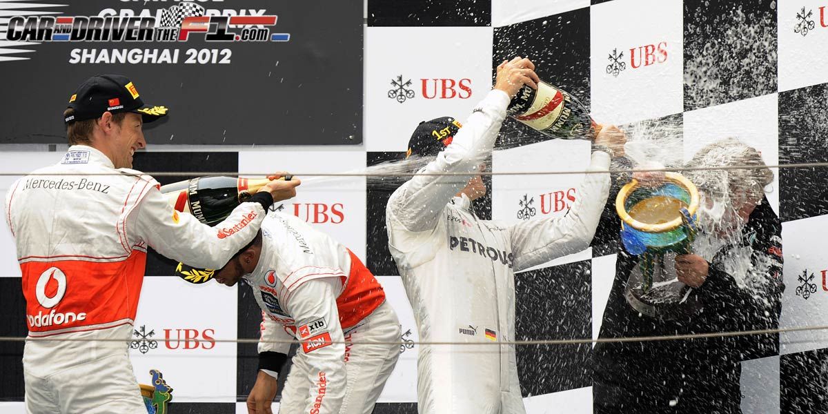 Rosberg y Mercedes arrasan en el Gran Premio de China F1