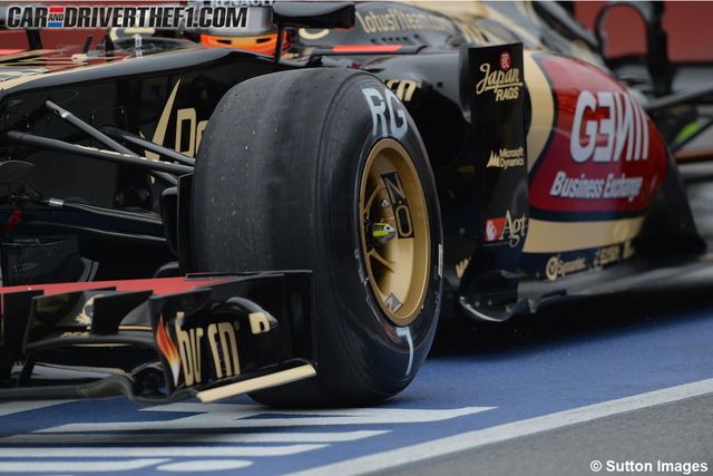 Pirelli piensa en un nuevo pegamento para solucionar los problemas en sus  neumáticos