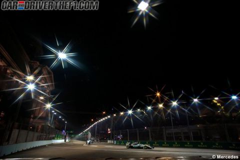 Night, Infrastructure, Road surface, Electricity, Street light, Midnight, Highway, Thoroughfare, Lens flare, Security lighting, 