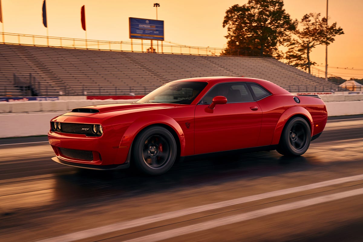 Filtrada la primera foto oficial del Dodge Challenger SRT Demon 2017