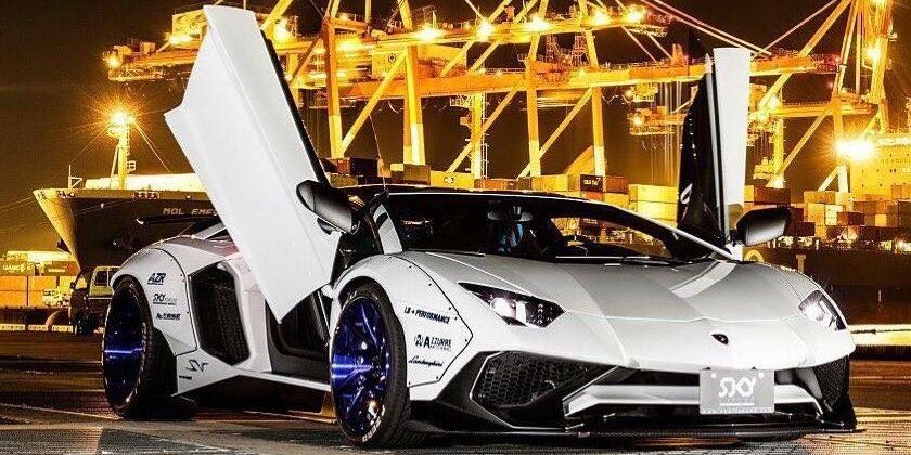 El Lamborghini Aventador SV pasa por las manos de Liberty Walk