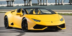Land vehicle, Vehicle, Car, Supercar, Sports car, Automotive design, Yellow, Lamborghini, Motor vehicle, Lamborghini aventador, 
