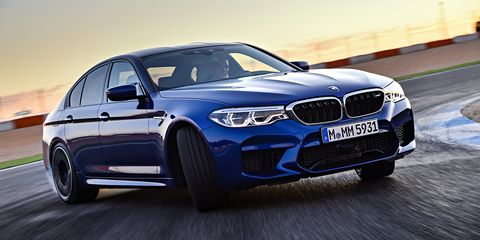 BMW M5 - derrapando en circuito