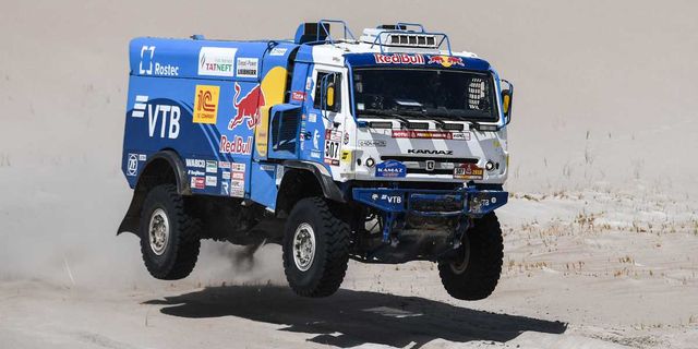 Land vehicle, Vehicle, Transport, Truck, Car, Rally raid, Mode of transport, Motorsport, Commercial vehicle, Racing, 