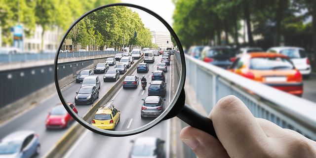 Motor vehicle, Rear-view mirror, Automotive mirror, Mode of transport, Transport, Traffic, Mirror, Vehicle, Road, Auto part, 