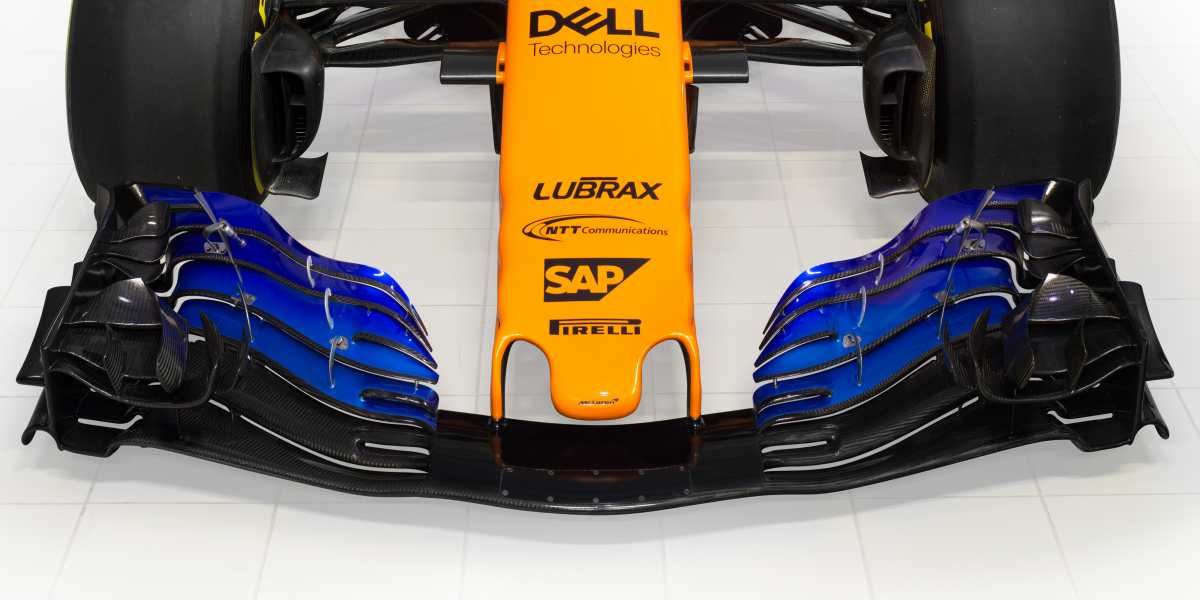 El nuevo coche de Fernando Alonso para 2018 - McLaren presenta el MCL33 en  color naranja papaya