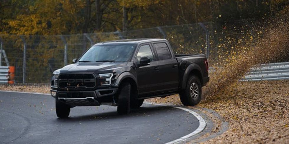 Vaughn Gittin Jr Se Divierte Derrapando Con El Ford F 150 Raptor En Nürburgring 