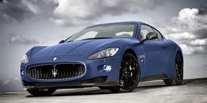 Mode of transport, Automotive design, Performance car, Cloud, Car, Maserati, Rim, Hood, Sports car, Headlamp, 