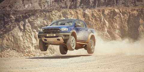 Land vehicle, Vehicle, Car, Tire, Automotive tire, Off-roading, Off-road racing, Regularity rally, Toyota, Pickup truck, 