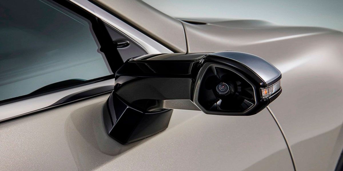 valores texto Maniobra El Lexus ES dirá adiós a los espejos tradicionales con estos retrovisores  digitales
