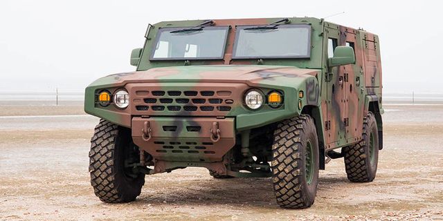 Land vehicle, Vehicle, Car, Military vehicle, Armored car, Motor vehicle, Off-road vehicle, Armored car, Humvee, Sport utility vehicle, 