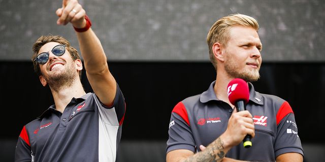 Facial hair, Arm, Beard, Coach, Games, Gesture, 