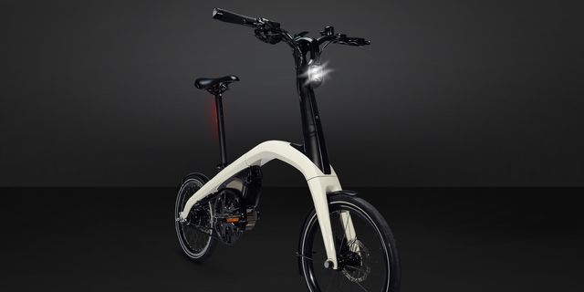 Vehicle, Bicycle, Bicycle wheel, Bicycle part, Bicycle saddle, Bicycle handlebar, Bicycle frame, Spoke, Bicycle fork, Bicycle stem, 