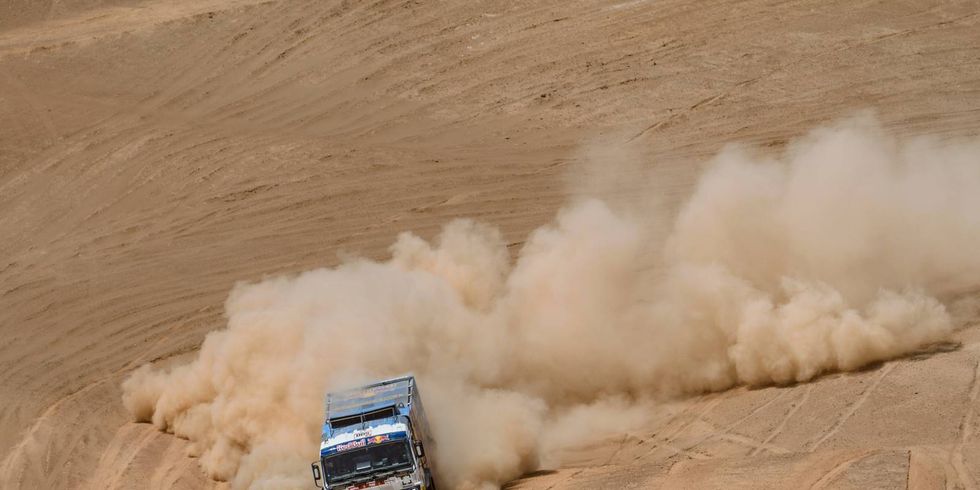 Dust, Desert racing, Off-road racing, Off-roading, Vehicle, Rally raid, Sand, Landscape, Car, Off-road vehicle, 