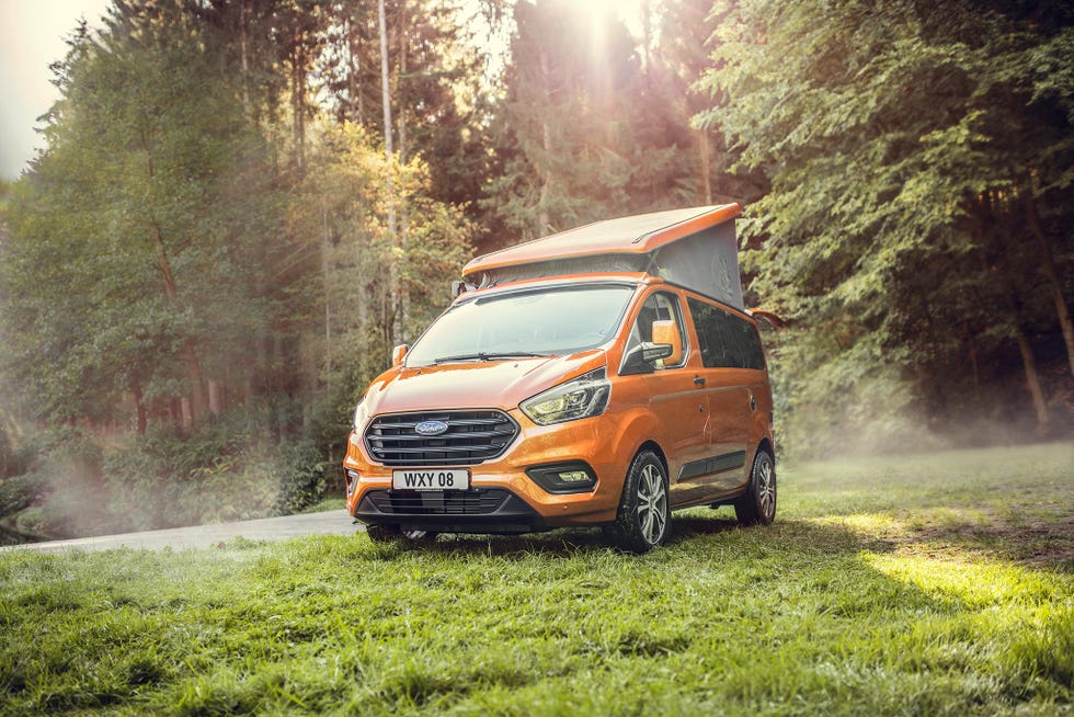 furgoneta camper ford transit custom nugget