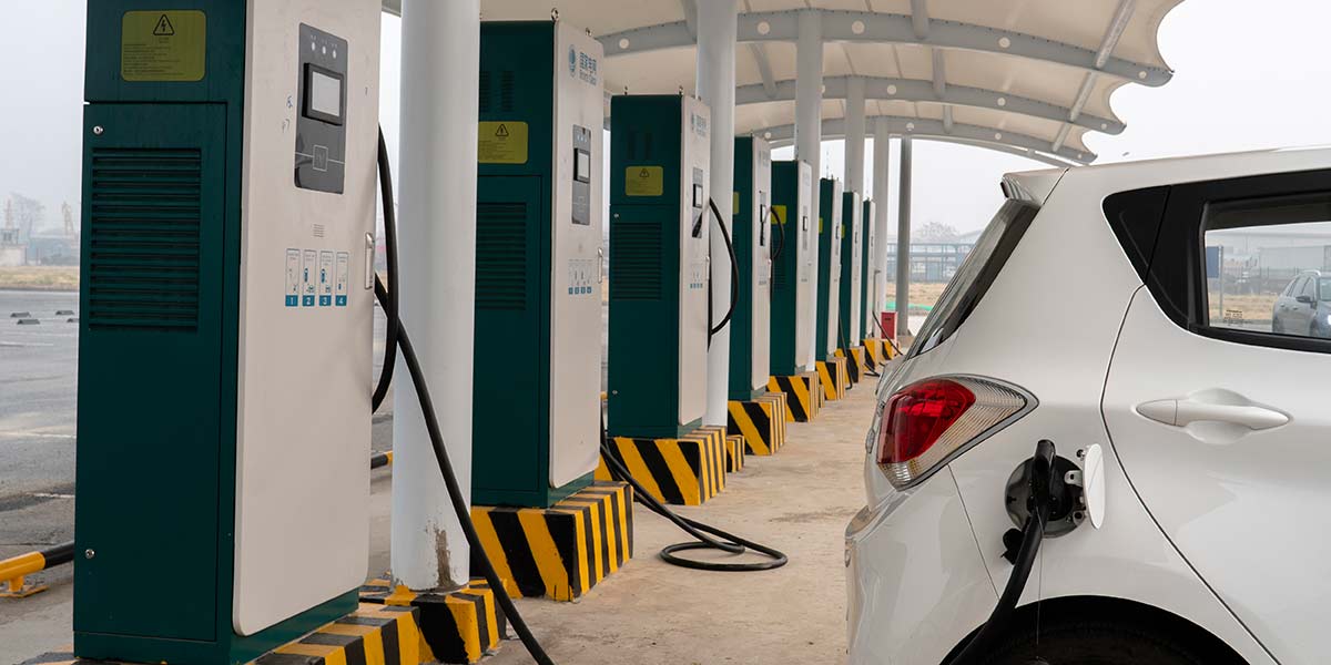 motor vehicle, vehicle, vehicle door, transport, car, yellow, mode of transport, luxury vehicle, city car, family car,