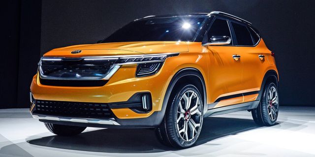 Land vehicle, Vehicle, Car, Auto show, Motor vehicle, Automotive design, Compact sport utility vehicle, Sport utility vehicle, Mini SUV, Mid-size car, 