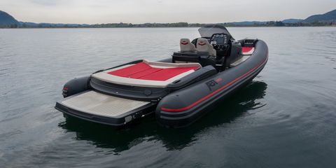 Vehicle, Water transportation, Boat, Inflatable boat, Speedboat, Watercraft, Rigid-hulled inflatable boat, Bass boat, Boating, Recreation, 