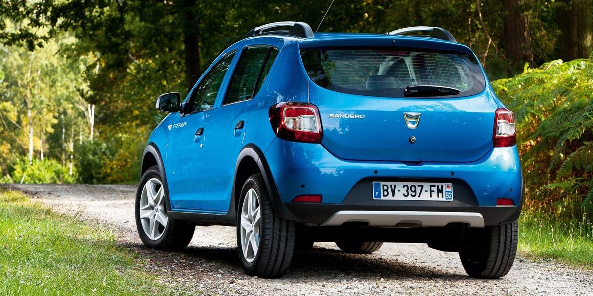 El Dacia Sandero, 10 años seguidos como coche más vendido a