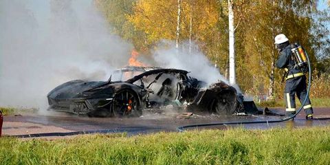 Un Lamborghini Aventador único se quema en Suecia