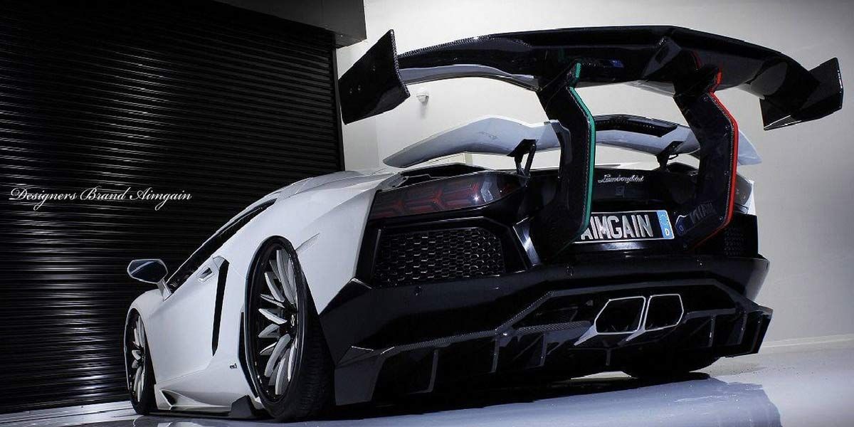 Lamborghini Aventador by Aimgain: A un alerón pegado