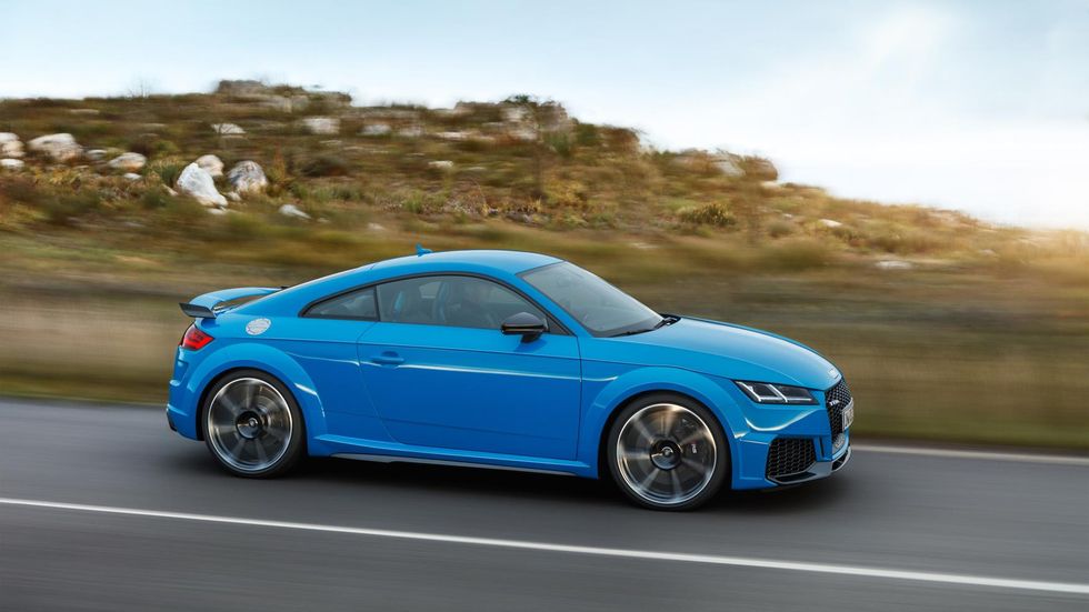 Land vehicle, Vehicle, Car, Automotive design, Sports car, Coupé, Rolling, Audi tt, Rim, Audi, 