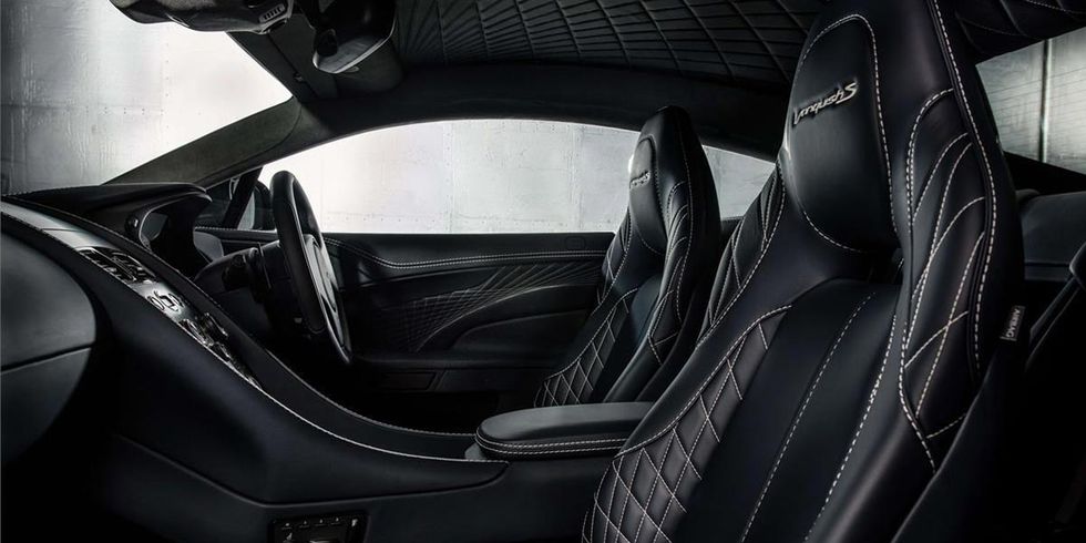 Aston Martin Vanquish S - interior
