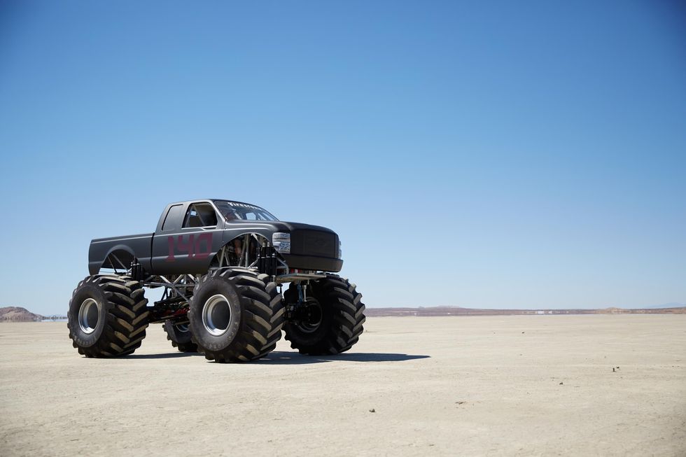 Motor vehicle, Automotive tire, Tire, Vehicle, Wheel, Monster truck, Off-roading, Automotive design, Car, Off-road vehicle, 