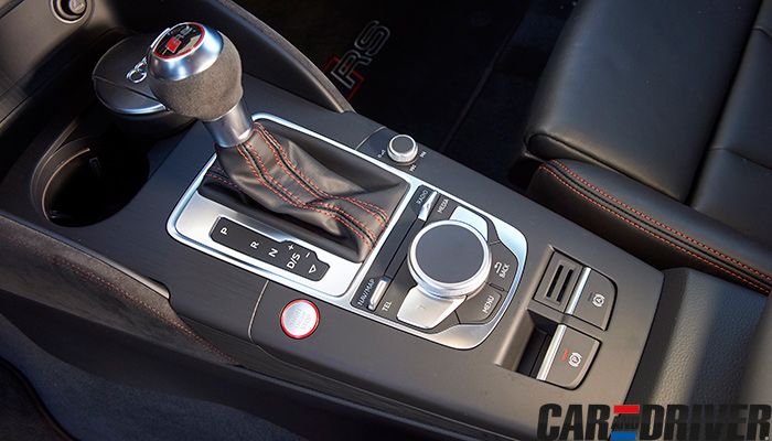 Gear shift, Vehicle, Car, Center console, Auto part, Audi, 