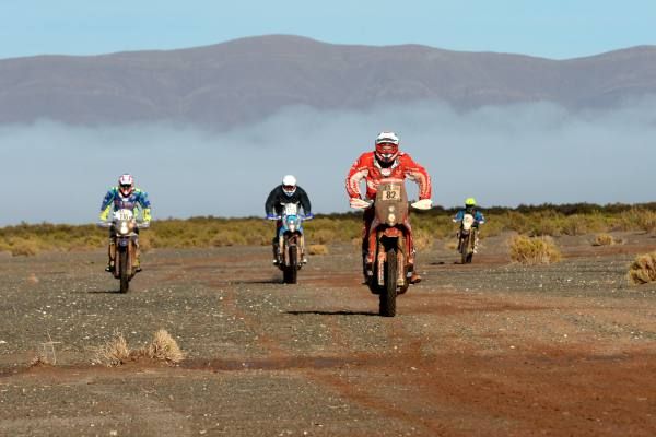 Soil, Mountain range, Highland, Hill, Bicycle, Mountain, Racing, Adventure, Ridge, Motorcycling, 