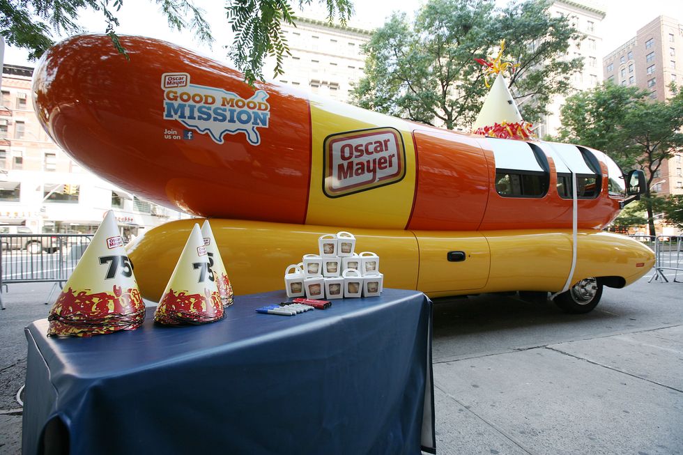 Wienermobile todos los Coches Salchicha Oscar Mayer que han existido 2011 75 Aniversario 75th birthday