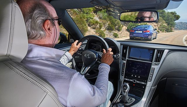 vehículo, coche, condución, coche de tamaño medio, vehículo de luxo, volante, electrónica, consola central, coche de luxo persoal, parte de dirección,