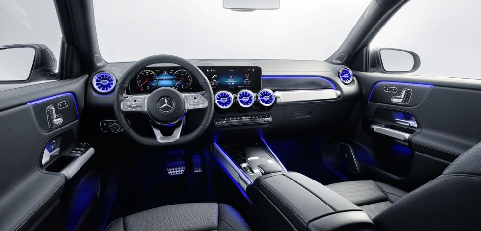 Land vehicle, Vehicle, Car, Vehicle audio, Steering wheel, Center console, Personal luxury car, Steering part, Hybrid vehicle, Concept car, 