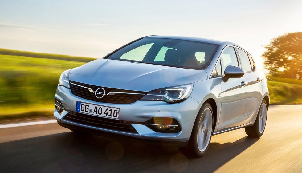 Opel Astra 2020 - delantera