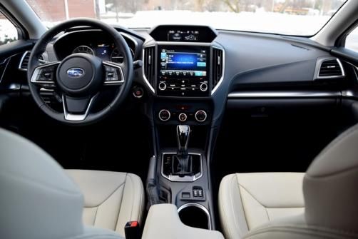 Land vehicle, Vehicle, Car, Center console, Mid-size car, Ford motor company, Steering wheel, Ford, Hatchback, Compact car, 