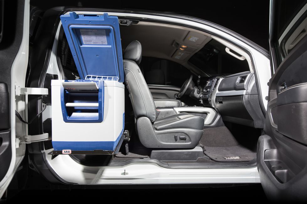 Vehicle, Car, Luxury vehicle, Automotive design, Personal luxury car, Center console, 